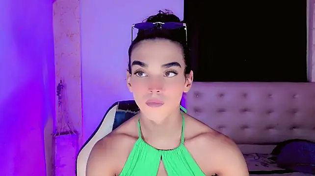 the-horus-girl live sex cam