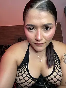 yey_bdsm's live room