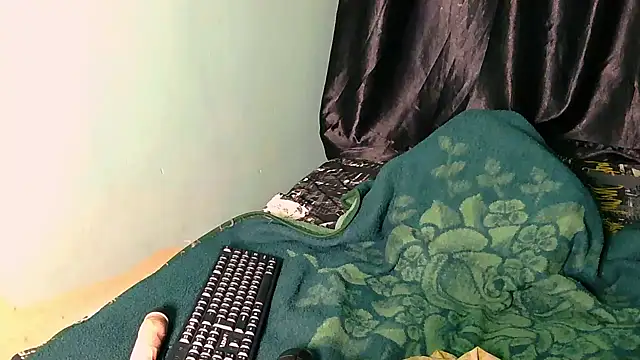 Fuckable_Nasty_MILF live cam preview