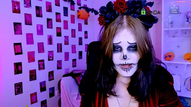 nikki_kiss_