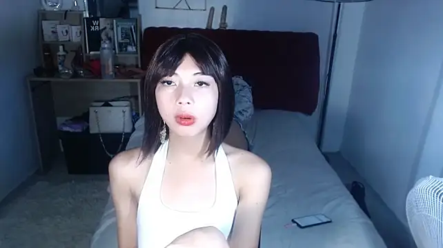 hugecockpaula