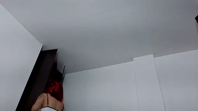 red_milf_ webcam