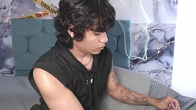 MaximilianRoth on Stripchat