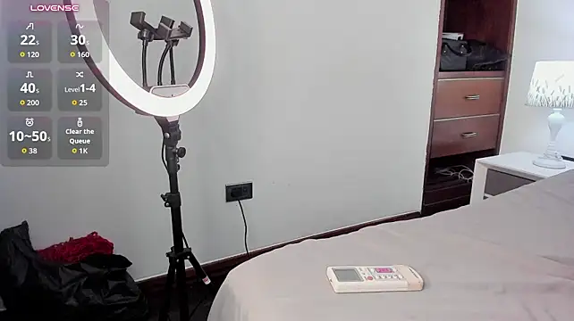 SaraBeckk live cam on StripChat