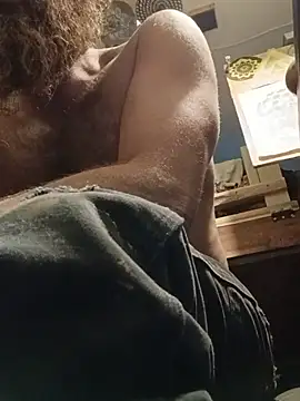 YourFavoriteDaddy-2-4-69 live cam on StripChat