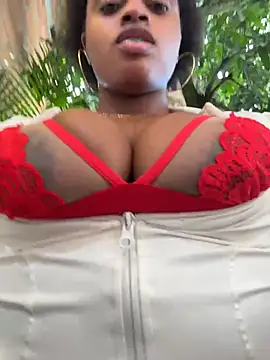 darle_volant live cam on StripChat