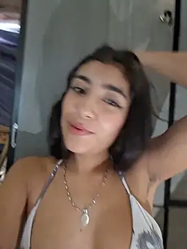 Sweed-virgin-pussy live cam on StripChat