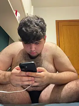 Yannick04 live cam on StripChat