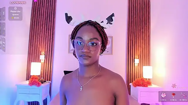 Chloebrunnie
