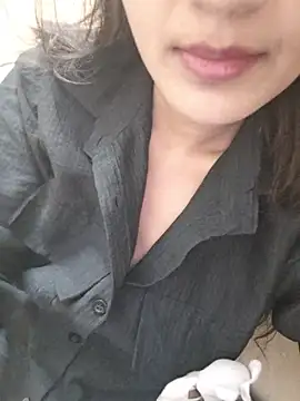 sexy_aaruhi