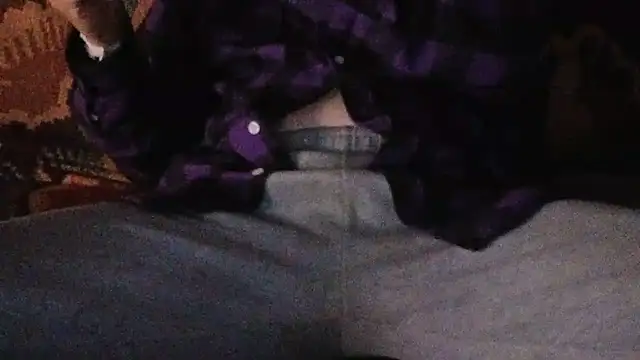 cumloverboyxx69 live cam on StripChat