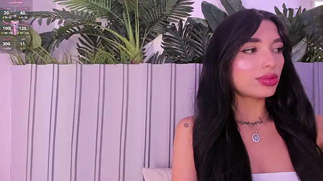 stephanymonroe live cam on StripChat