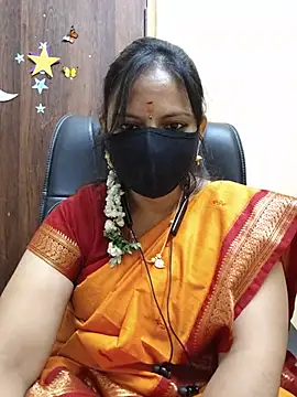 Tamil_white_beauty live cam on StripChat