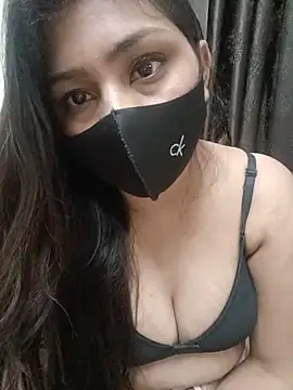 Nisha_sharma1