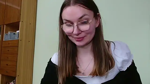 LooveELLYx live sex cam