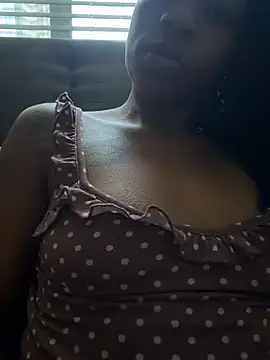 NyxAmour live cam on StripChat