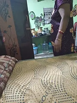 Tamilselviroja- live cam on StripChat