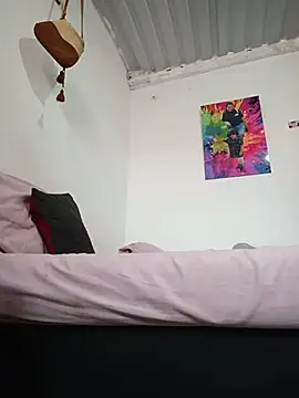 Bigassmommy_x live cam on StripChat