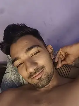 ItsPlayboy031 live cam on StripChat