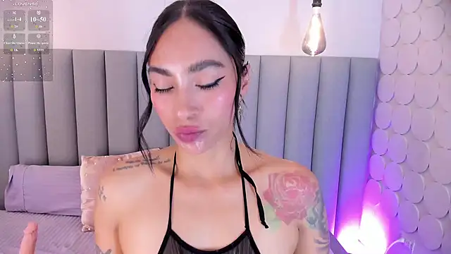 Leamonroe__ live cam preview