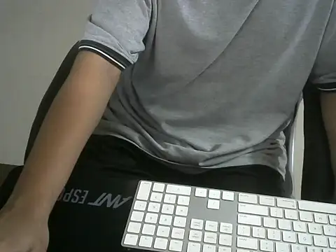 yoursjohnnysins webcam