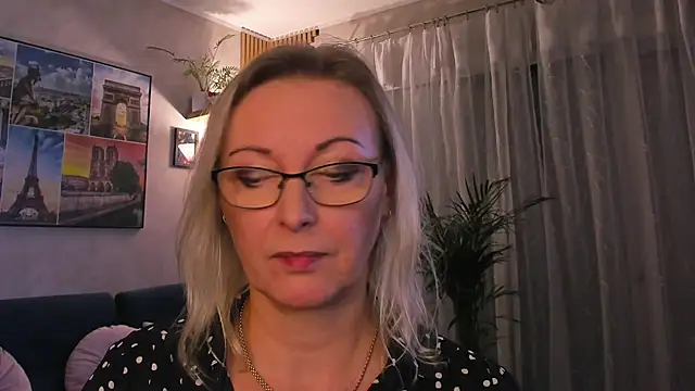 vanessa_chat
