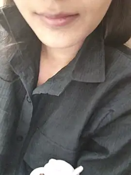 sexy_aaruhi