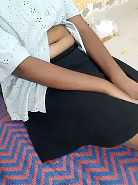 Your_Alinaa