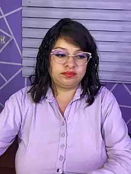 MiiaaJoness