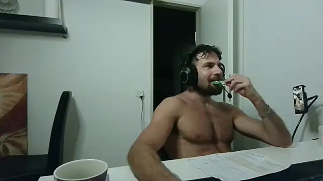 alpha-hunk live cam on StripChat