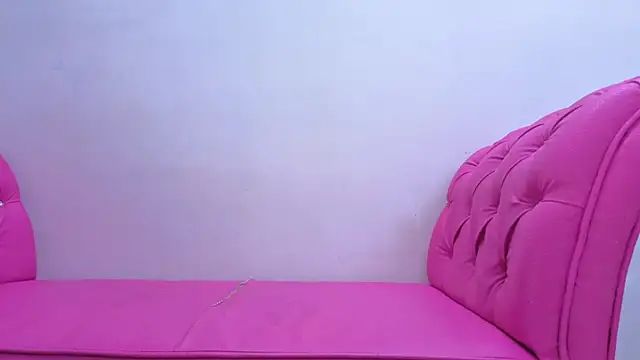 Kaely_Messy