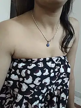 Ritika_jha01 live cam on StripChat