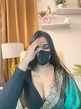 its_ur_flora live cam on StripChat
