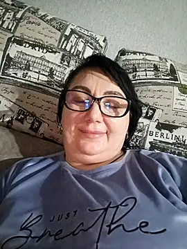MariSwan222 live cam on StripChat