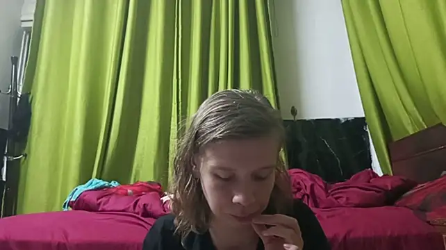 ElmerPattillo live webcam girl