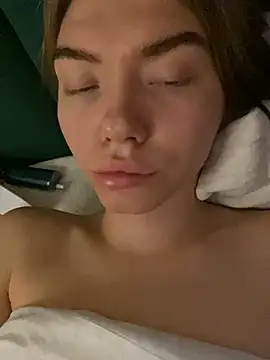 Lisaaa_Alisa webcam