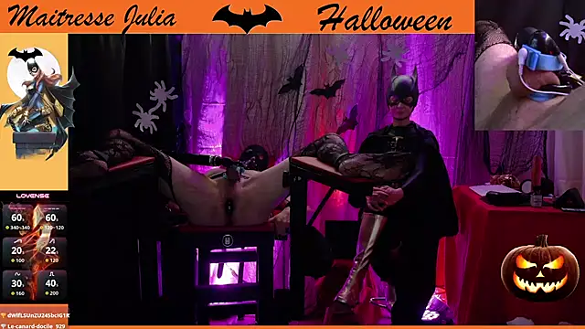 maitresse-julia-045 live cam on StripChat