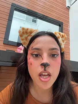 MeggyMae_ live cam