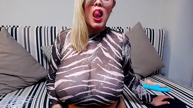AdelyGinn
