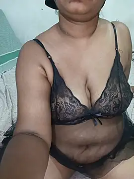 Reesha_99 live sex cam