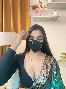 its_ur_flora live cam on StripChat
