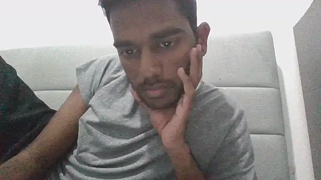 Rgun123 live sex cam