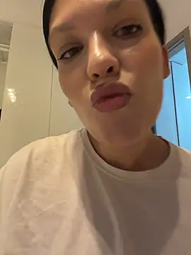 ClaraPasssion live cam preview