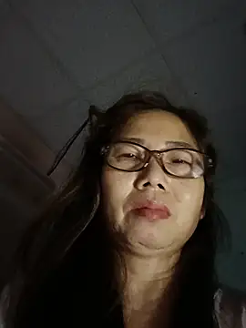 Jonaa99 live cam on StripChat