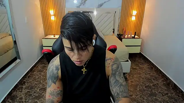 KAROLLJONES1 webcam