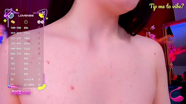 Mayzzie live cam on StripChat