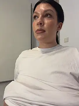 ClaraPasssion live cam on StripChat
