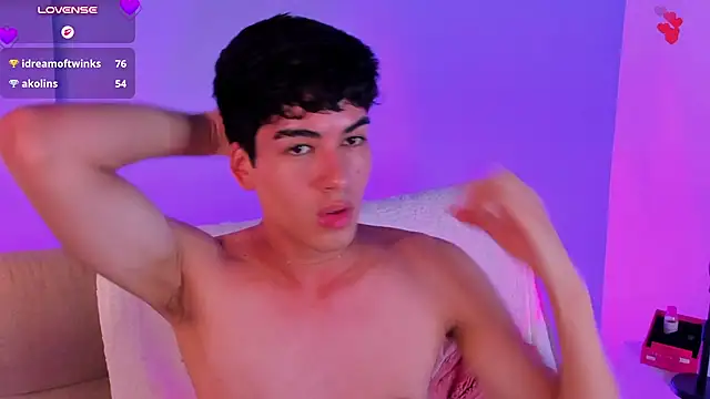 Alessandrocruz live sex cam