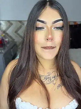 hollycute__