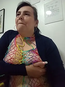 natasha_miilf_ (F milf) - suck tits